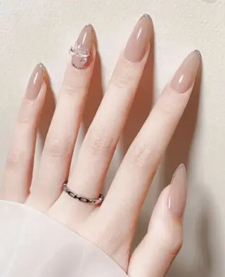 ネイル ゲン レイカのネイルデザイン