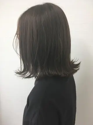 ミディアム カラー 星野 美沙のヘアスタイル