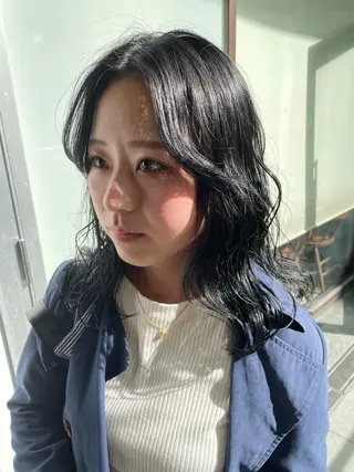 ミディアム 栄　mighty by H所属・不破一輝/栄/矢場町 ボブ/レイヤー/艶髪のヘアスタイル