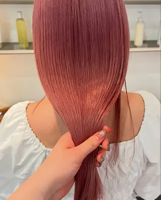 セミロング カヨコ/ハイトーン /透明感カラーのヘアスタイル