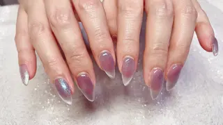 ネイル BLOOMブルーム所属・佐伯 彩菜のネイルデザイン