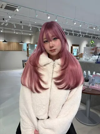 ロング 森 理音のヘアスタイル