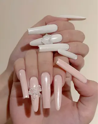 ネイル 高木 維麗絲のネイルデザイン