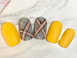 ネイル リラネイル所属・福田 美代子のネイルデザイン