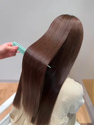 ロング EMANONシェアサロン千葉所属・Manami☁️ 縮毛/カットモデルのヘアスタイル