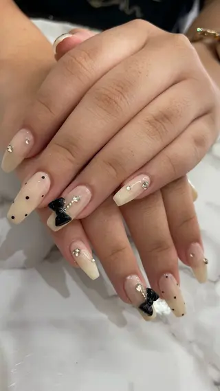 ミディアム ブラウン 広奈子のネイルデザイン