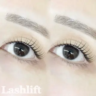 マツエク・マツパ share eyelashsalon所属・⠀MINAMI ⠀のマツエク・マツパデザイン