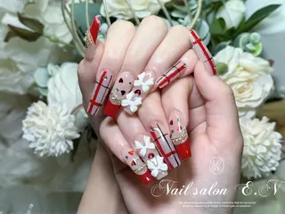 ネイル E.N🦋 長さ出し/持ち込みのネイルデザイン