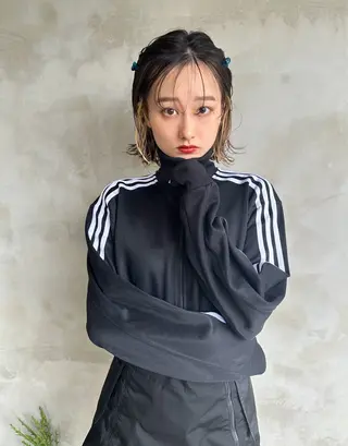 ミディアム カラー 山田 裕介のヘアスタイル