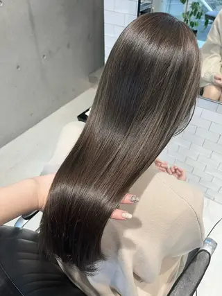 ミディアム カラー パーマ ヘアアレンジ 透明感/オリーブ/ グレージュ/YUKAのヘアスタイル