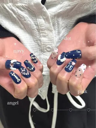 ネイル nail salon CAREY 🎀のネイルデザイン