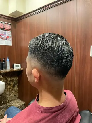 メンズ ヒロ銀座　　バーバーショップ新宿店所属・横尾 太尊ビジネススタイルのヘアスタイル