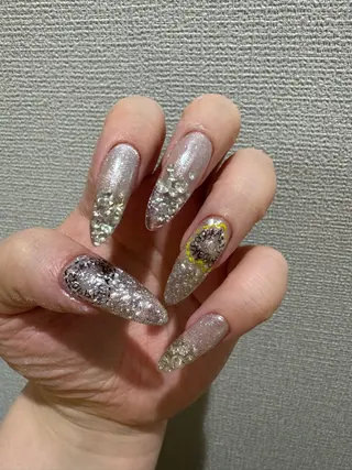 ネイル Re:Smil所属・☺︎ NOZOMI☺︎のネイルデザイン