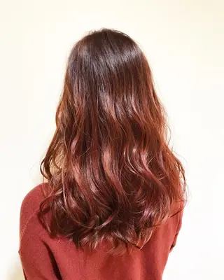 ミディアム カラー MIRU by INCE HAIR所属・Miru by INCE HAIRのヘアスタイル