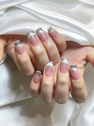 ネイル RAFFINE 月🦋🩵のネイルデザイン