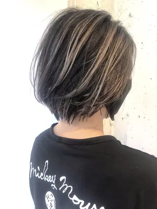 ショート 360°キレイな ショートカットのヘアスタイル