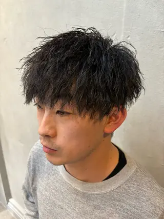 ミディアム パーマ メンズ 穐田 航のヘアスタイル