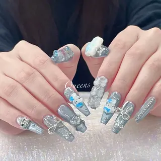 ネイル Queens 榊 まおのネイルデザイン