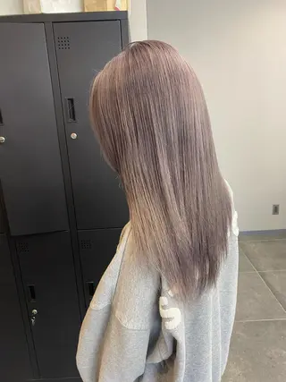 ロング maco 艶感ハイトーン🦋のヘアスタイル