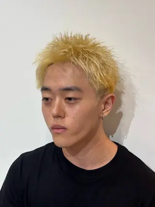 ショート カラー メンズ 【店長】メンズ職人 短髪　ハイトーン🔥のヘアスタイル