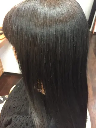 セミロング パーマ 桧山 真のヘアスタイル