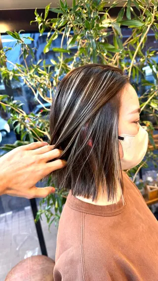 ショート カラー Cure2所属・🌈白いハイライト 🌈 🐶ノザワ🐶のヘアスタイル