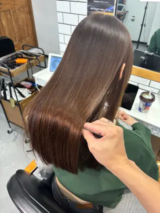 セミロング カラー SALOWIN所属・吉祥寺/髪質改善 縮毛矯正特化/川口のヘアスタイル