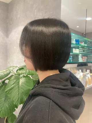 ショート HEDI所属・茨木 まひろのヘアスタイル