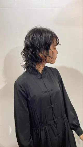 セミロング パーマ Izumi所属・ヨシアキ/パーマ/ ウルフ/ボブ/メンズのヘアスタイル