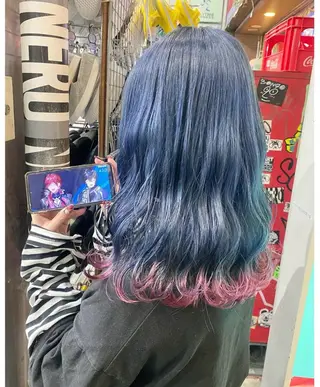 ミディアム カラー GARU-ガル-所属・TSUNO🦖 派手髪/オタク美容師のヘアスタイル