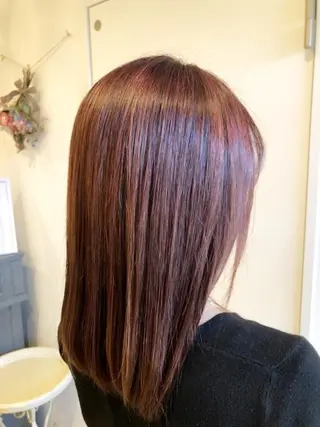 セミロング カラー 横澤 愛里のヘアスタイル