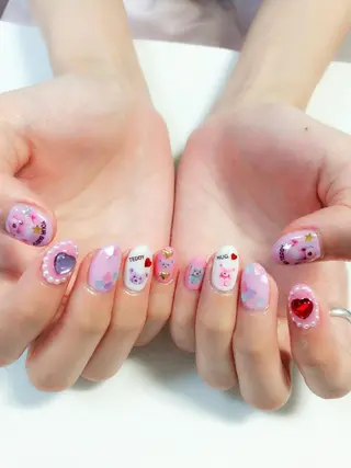 ネイル VIOLUS所属・VIOLUS 関目のネイルデザイン