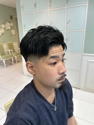 メンズ L’Aube ami所属・佐野 拓海のヘアスタイル