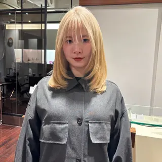 ミディアム グレージュ🐰透明感 カラー🫧akihoのヘアスタイル