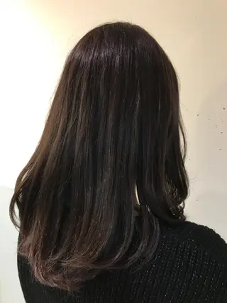 ミディアム C-Link カラー専門店所属・C-Link シーリンクのヘアスタイル