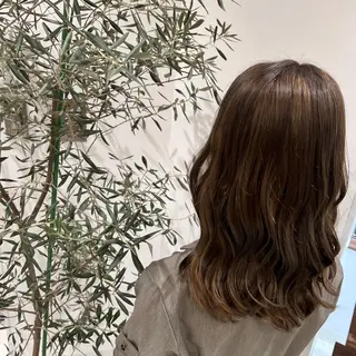 セミロング カラー ヘアアレンジ flammeum 沼津【フラミューム】所属・小白井 由美のヘアスタイル