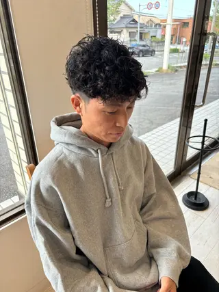 パーマ メンズ 安藤 ひなたのヘアスタイル