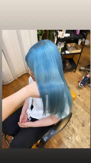 ロング カラー asumi/栄/ハイ トーン/ブリーチ/のヘアスタイル