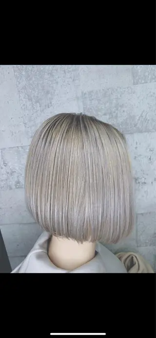 ミディアム ヘアリゾートA i 秋葉原店のヘアスタイル