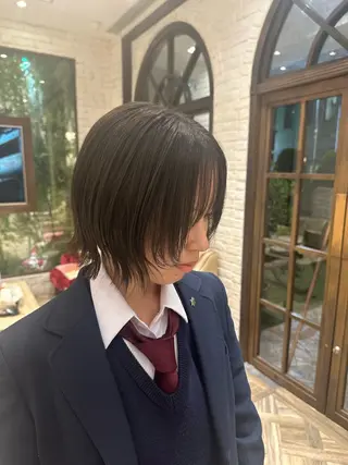 ミディアム 新井 拓海のヘアスタイル