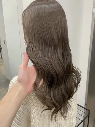 ロング カラー 🫐寒色系カラー 🫐ヤマナカリリカのヘアスタイル