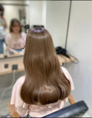 ロング カラー Cosmepot所属・戸川凜音 とがわりんねのヘアスタイル