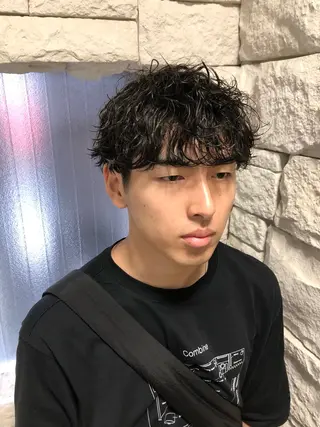 パーマ ヘアアレンジ メンズ ainico+所属・メンズ特化✂️栗原 侑也のヘアスタイル