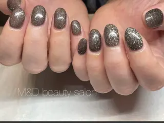 ネイル M&D BeautySalon武蔵小杉店所属・M&D武蔵小杉店 MIYAのネイルデザイン