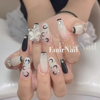 ネイル Emir Nailのネイルデザイン