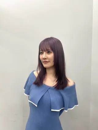 セミロング カラー 吉田 菫のヘアスタイル