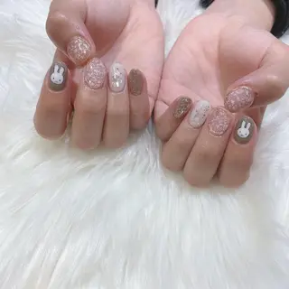 ネイル 西岡 杏のネイルデザイン