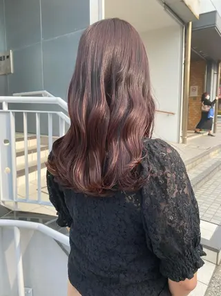 セミロング カラー パーマ ヘアアレンジ メンズ キッズ ネイル マツエク・マツパ 盛れる前髪/レイヤー カット/艶髪髪質改善のヘアスタイル