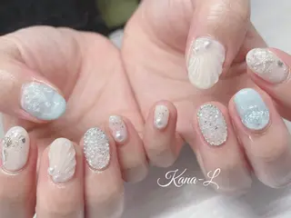 ネイル 芦辺 香奈のネイルデザイン