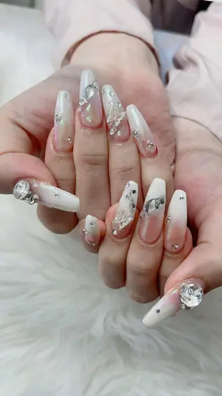 ネイル 菲菲ネイルサロン所属・FF フィフィネイルサロンのネイルデザイン